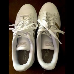 Women’s Adidas Court Sneaker